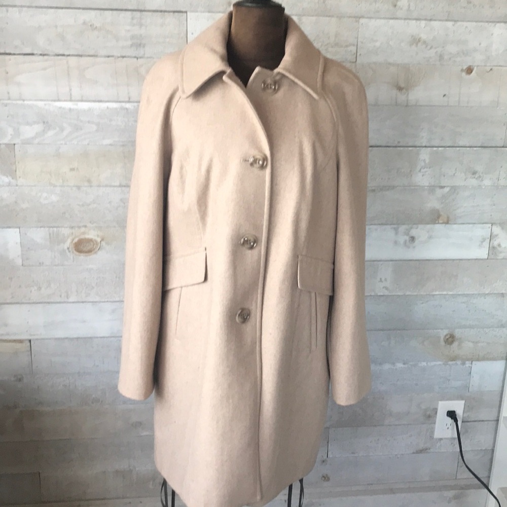 London Fog classic style wool coat